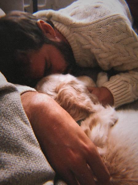 Fernando comparte su vida con Django