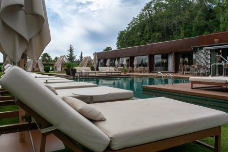 El nuevo Pool Club ya abrió este verano