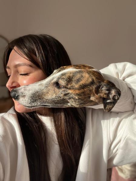 Natalia nos habla de Bala y de lo que pasa cuando salen a correr: “Se te queda mirando, como diciendo ‘¡a ver si espabilas, amiga!’”