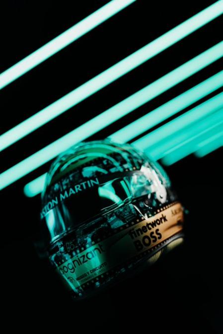 Vista frontal del casco