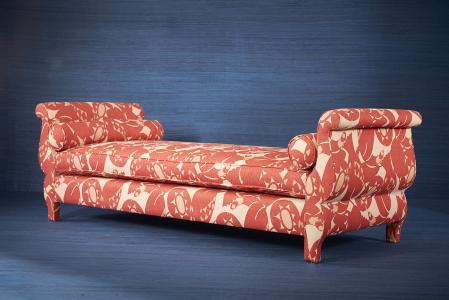 Sofa_tela_aladierno_rojo_pajaros_mueble_tapizado_lorenzocastillo_gastonydaniela_decoracion_divan