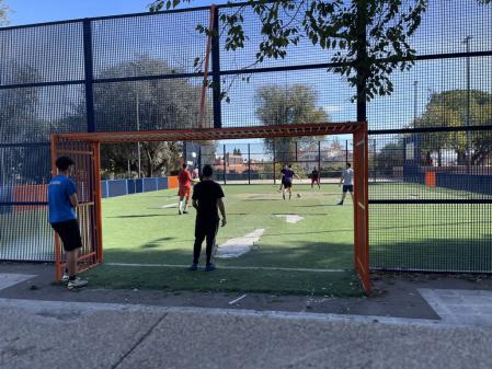 Campo de fútbol sala. Instalación deportiva ubicada en el parque de Can Vidalet.