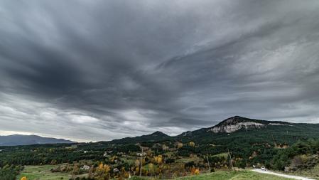 Nubes fantasma en el cielo de Maçaners.