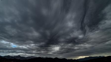 Nubes fantasma en el cielo de Maçaners.