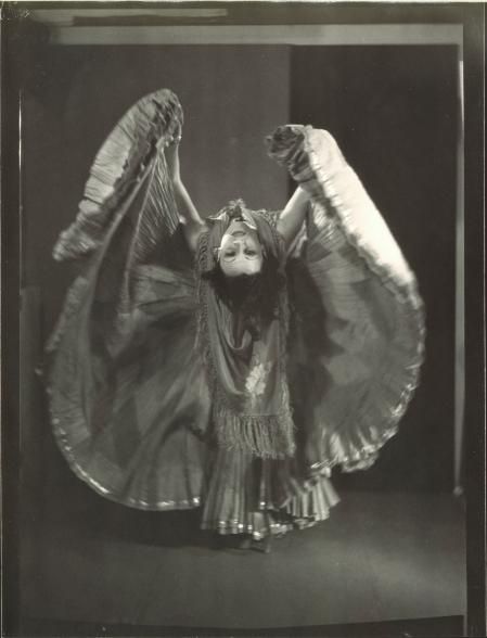 Prou del Pilar danzando (1934), de Man Ray