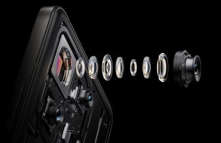 La lente óptica LEICA Summilux consigue atrapar más luz