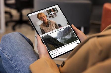 Su pantalla ocupa bastante del frontal de la tablet