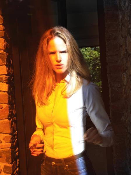 Una foto robada de Txema Yeste a la exmodelo de Elite, y ahora galerista, Michelle Ferrara