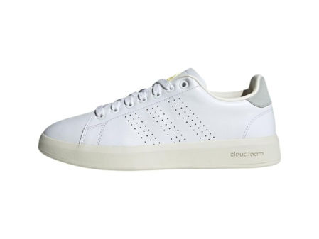 Zapatillas adidas en blanco y beige