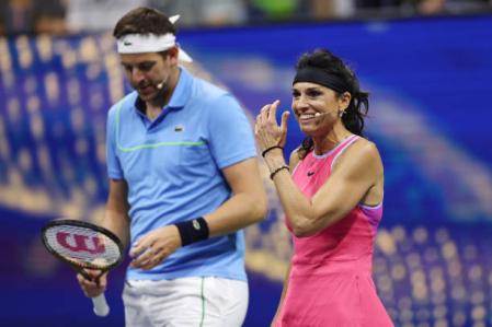 NEW YORK, NEW YORK - AUGUST 21: Former professional tennis players Gabriela Sabatini and Juan Martin del Potro of Argentina play against Caroline Wozniacki of Denmark and former professional tennis player Andy Roddick of the United States (not pictured) during the Stars of the Open exhibition match at USTA Billie Jean King National Tennis Center on August 21, 2024 in the Flushing neighborhood of the Queens borough of New York City. (Photo by Sarah Stier/Getty Images