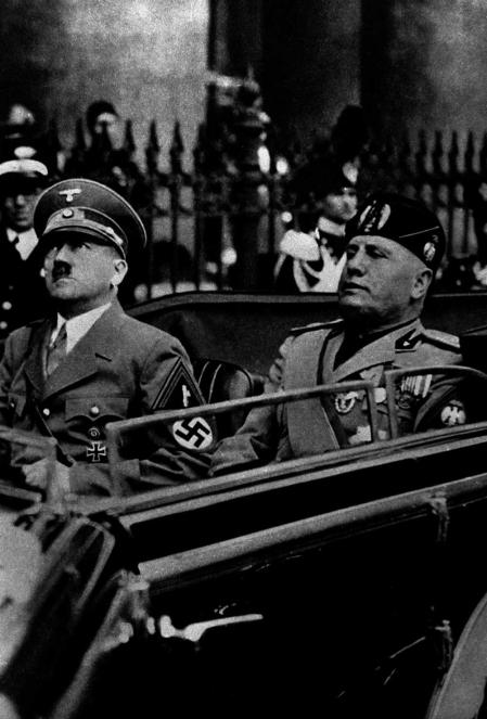 Hitler y Mussolini en Múnich en 1937