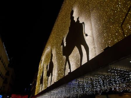 Reyes Magos e iluminación de un conocido centro comercial en Preciados.
