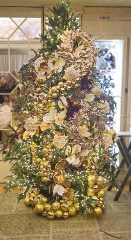 Bossvi ha creado un árbol en estilo romántico