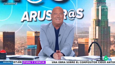 Alfonso Arús bromea sobre las complicaciones que los bancos ponen para cerrar una cuenta bancaria.