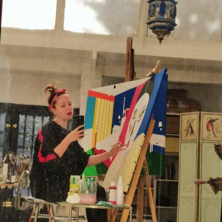 Olaya Caldera es actriz y pintora