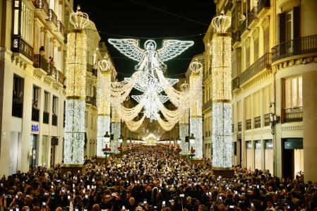 El centro de la ciudad de Málaga luce una trabajada iluminación navideña&nbsp;