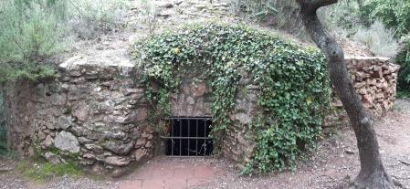 El pou de glaç de la Portella.