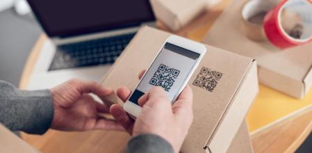 Alerta si recibes un paquete en casa de que no esperabas: podrías ser víctima de la estafa del 'brushing'