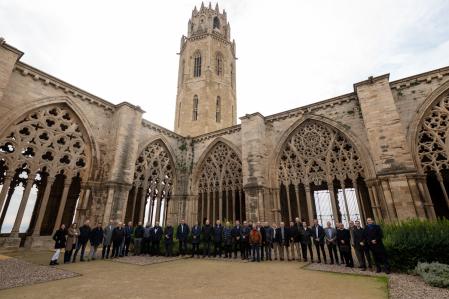 Los miembros de las tres juntas de porcino de Mercolleida, en la Seu Vella