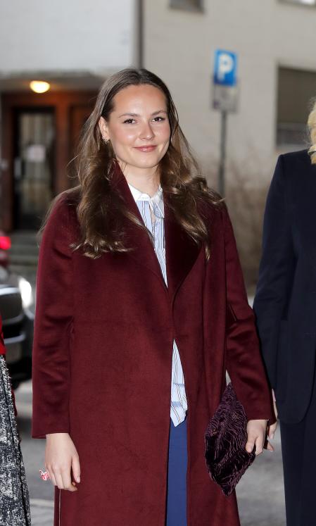 Princess Ingrid Alexandra visit  to the Children s and Youth Department at Drammen Hospital