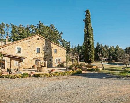 Mas Rauric, una masía reformada en Llagostera