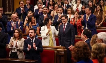 Salvador Illa después de ser investido como nuevo presidente de la Generalitat