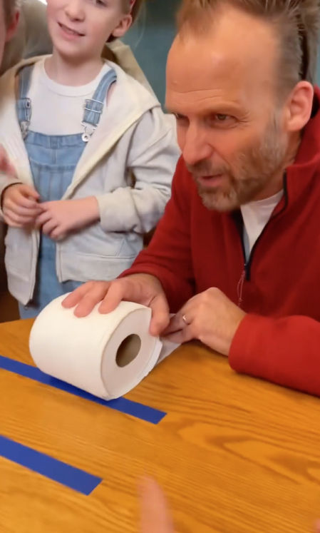 El padre de familia pensando su estrategia