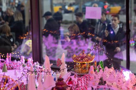 Mestre Pastisser instal·lació de dolços del pastisser escribà a la casa Seat