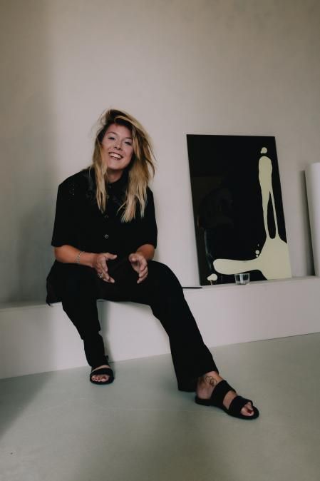 Lindsey Fontijn, diseñadora de joyas y orfebre, con estudio en Ámsterdam