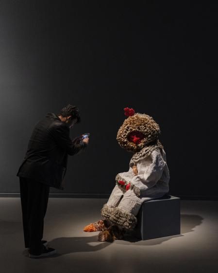 ‘The Fool’ de Raúl de Nieves, en la exposición ‘La Torre Invertida’