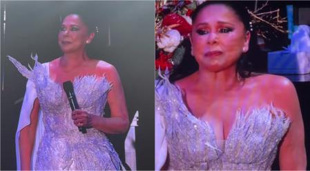 Isabel Pantoja se rompe en su concierto de Navidad