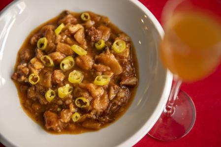 PLATOS DEL RESTAURANTE INCORRECTE. FRICANDO DE VACA MADURADA.