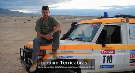 Quim Terricabras, en uno de sus primeros Dakar como médico 