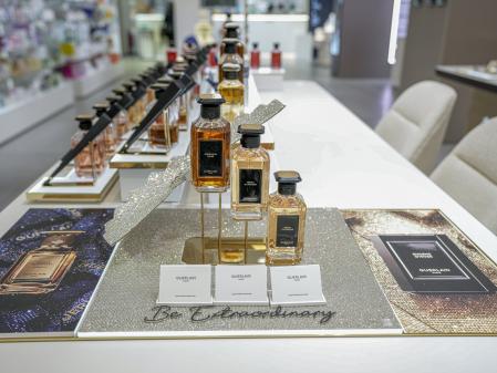 En el centro principal de la perfumería Júlia, marca andorrana por excelencia y que incluye cafetería, se puede disfrutar de una cata sensorial de perfumes
