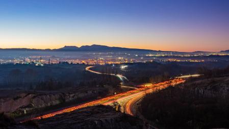 Las frenéticas primeras luces del día en Manlleu.