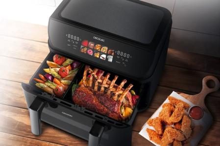 Su doble compartimento ofrece la posibilidad de cocinar dos alimentos al mismo tiempo