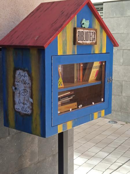 Biblioteca popular de Sant Just Desvern.