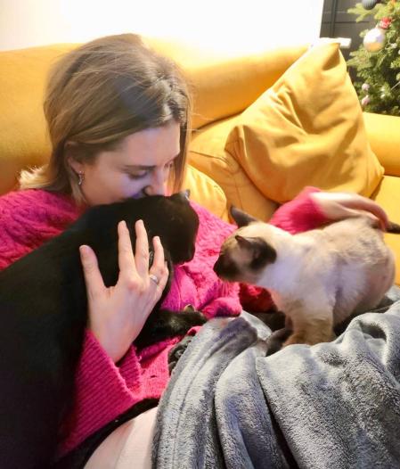 La psicóloga es una apasionada por los gatos