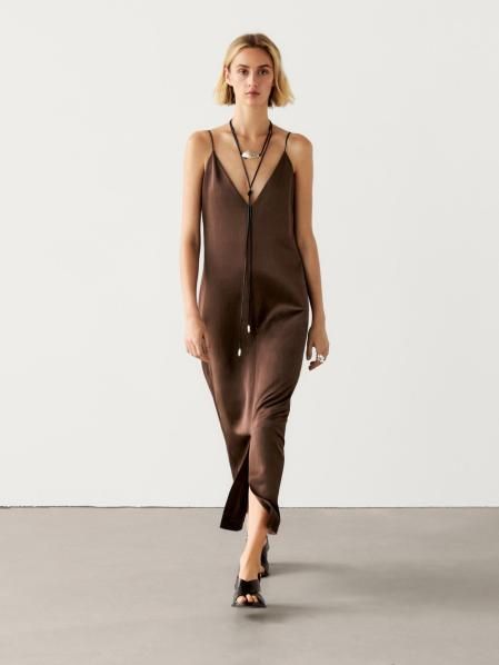 Vestido rebajado de Massimo Dutti