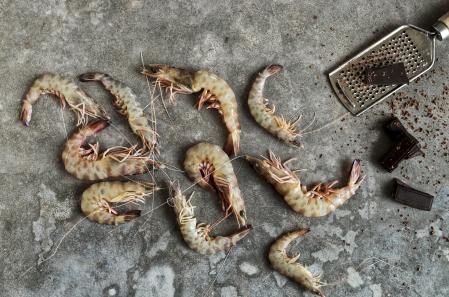 Ingredientes para los langostinos con chocolate