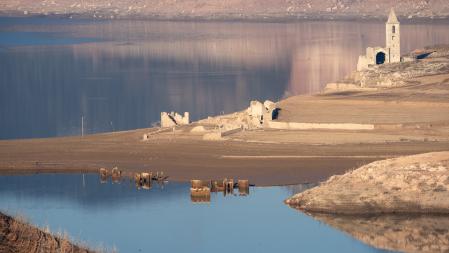 Sequía en el pantano de Sau, que está al 6% de su capacidad.