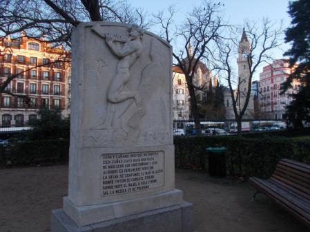 Polifemo en el momumento a Góngora.