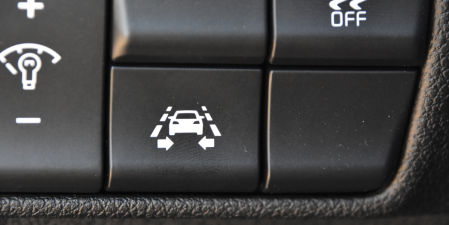 Las marcas integran lo antes posible los sistemas de seguridad activa