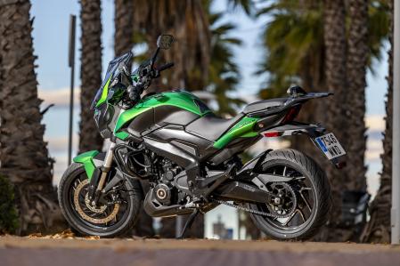 Ofrece una notable estabilidad en trayectos largos, por lo que es una buena viajera&nbsp;