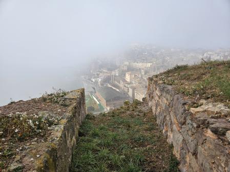 Niebla en el castillo de Cardona.