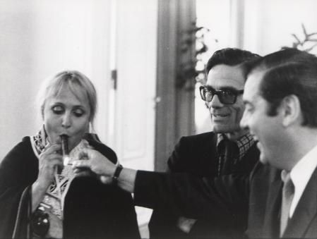 La actriz Laura Betti y el cineasta Pier Paolo Pasolini, ambos italianos, en Berlín en junio-julio de 1972, fotografiados por Harry Croner