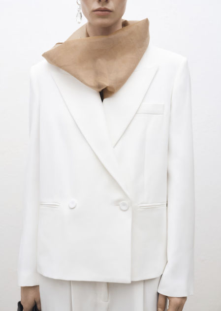 Traje blanco de Mango