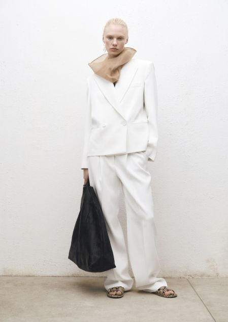 Traje blanco de Mango