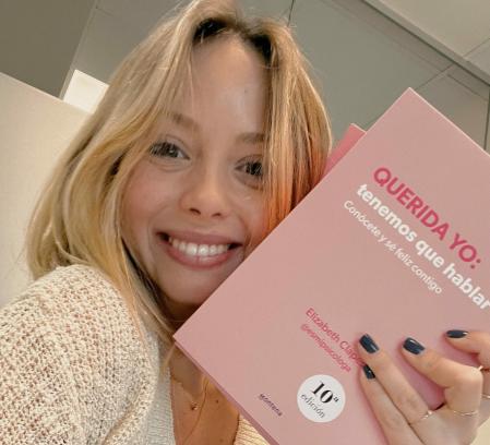 Elizabeth Clapés&nbsp;ofrece en su libro las claves para aprender a querernos como realmente nos merecemos