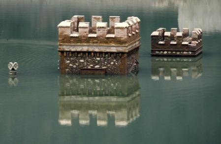 Pantano de Sau, al 8%.